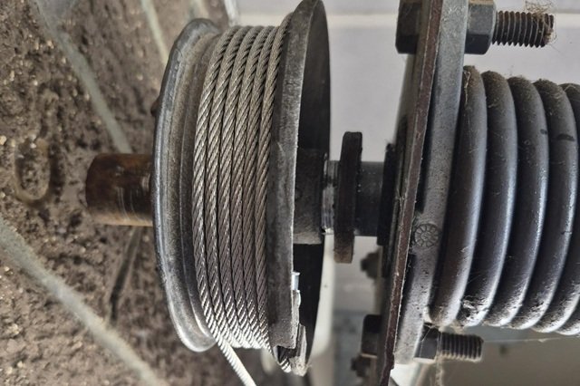 Garage Door Cable Replacement